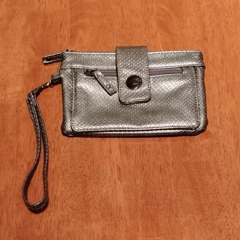 Chic Silver Wristlet Clutch